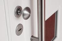 Betörésvédelem-DTP biztonsági ajtó-színre fújt kazettás ajtóburkolat